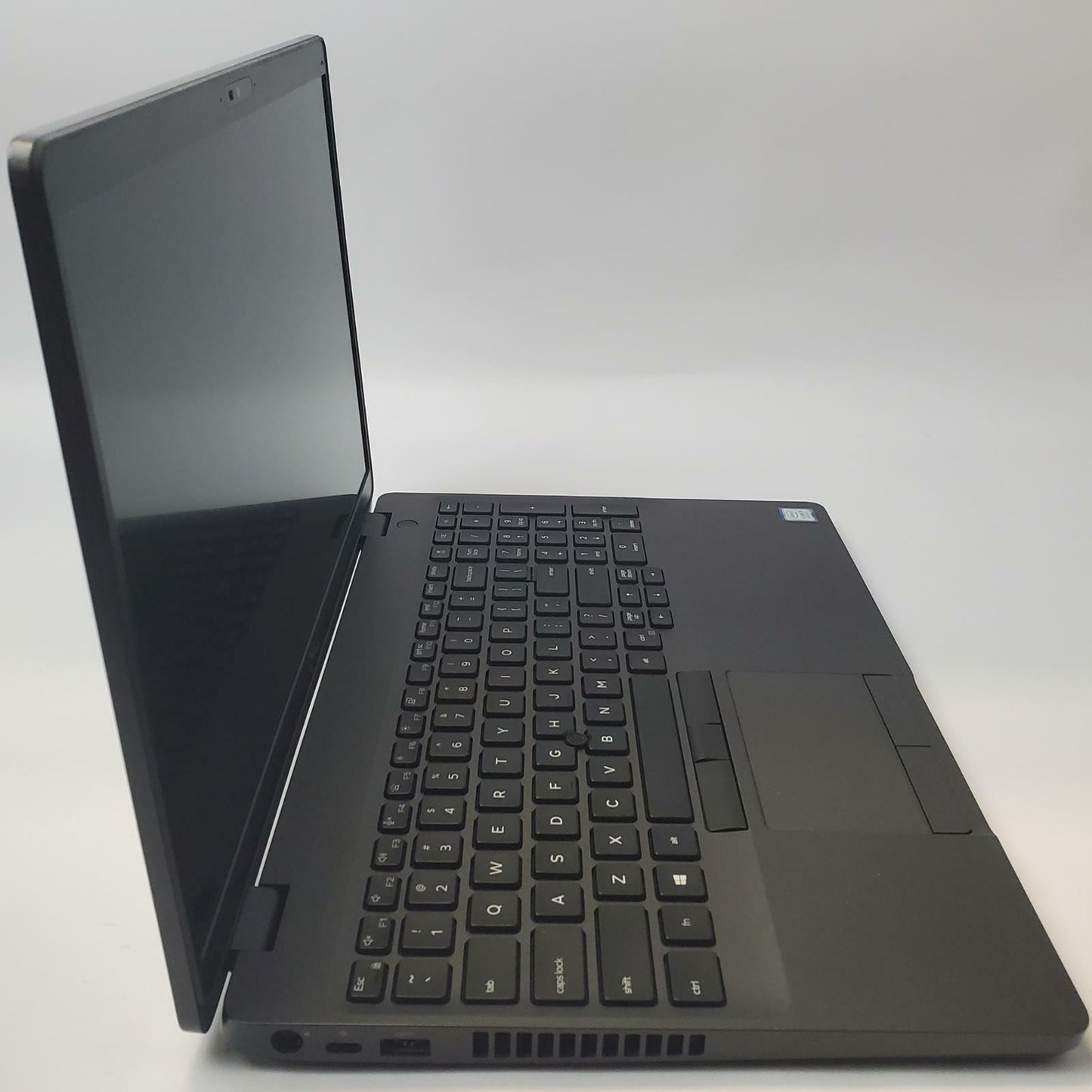 DELL LATITUDE 5500 Win 11 Home i5-8265U 16GB RAM 128GB M.2 | Grade C | 8211