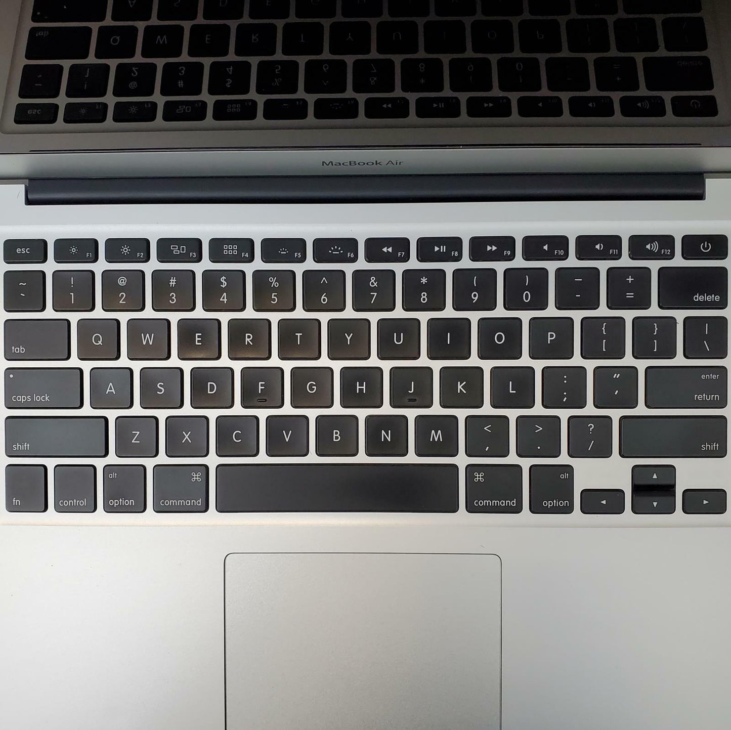 Apple A1466 MacBook Air Monterey i5-5350U 8GB RAM 500GB M.2 | Grade B | 3851