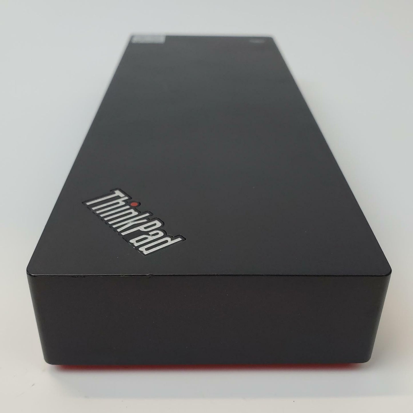 Lenovo DK1841 ThinkPad Thunderbolt 3 Workstation Dock 230W Bundle | Grade B