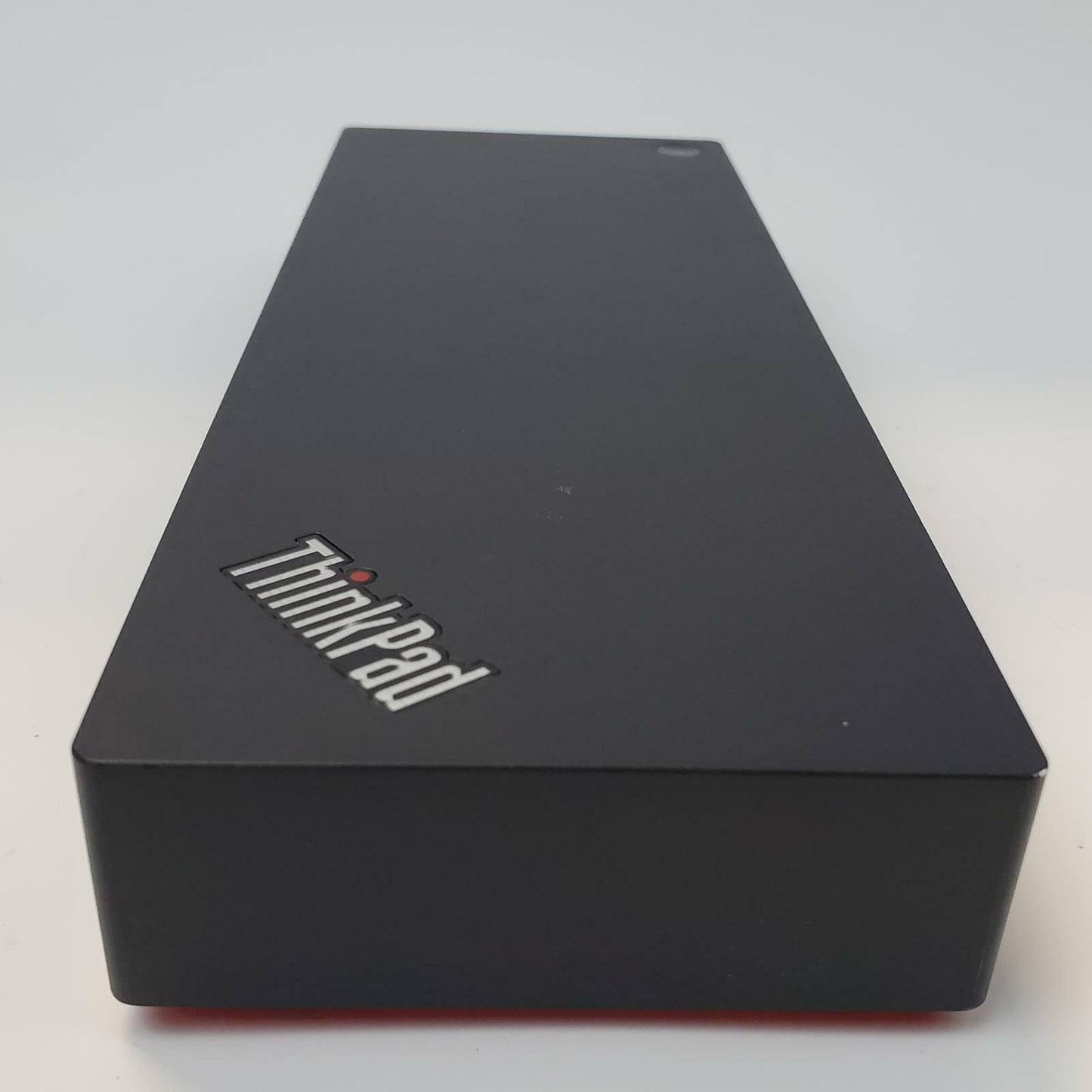 Lenovo DK1841 ThinkPad Thunderbolt 3 Docking Station Bundle | Grade B | 1925