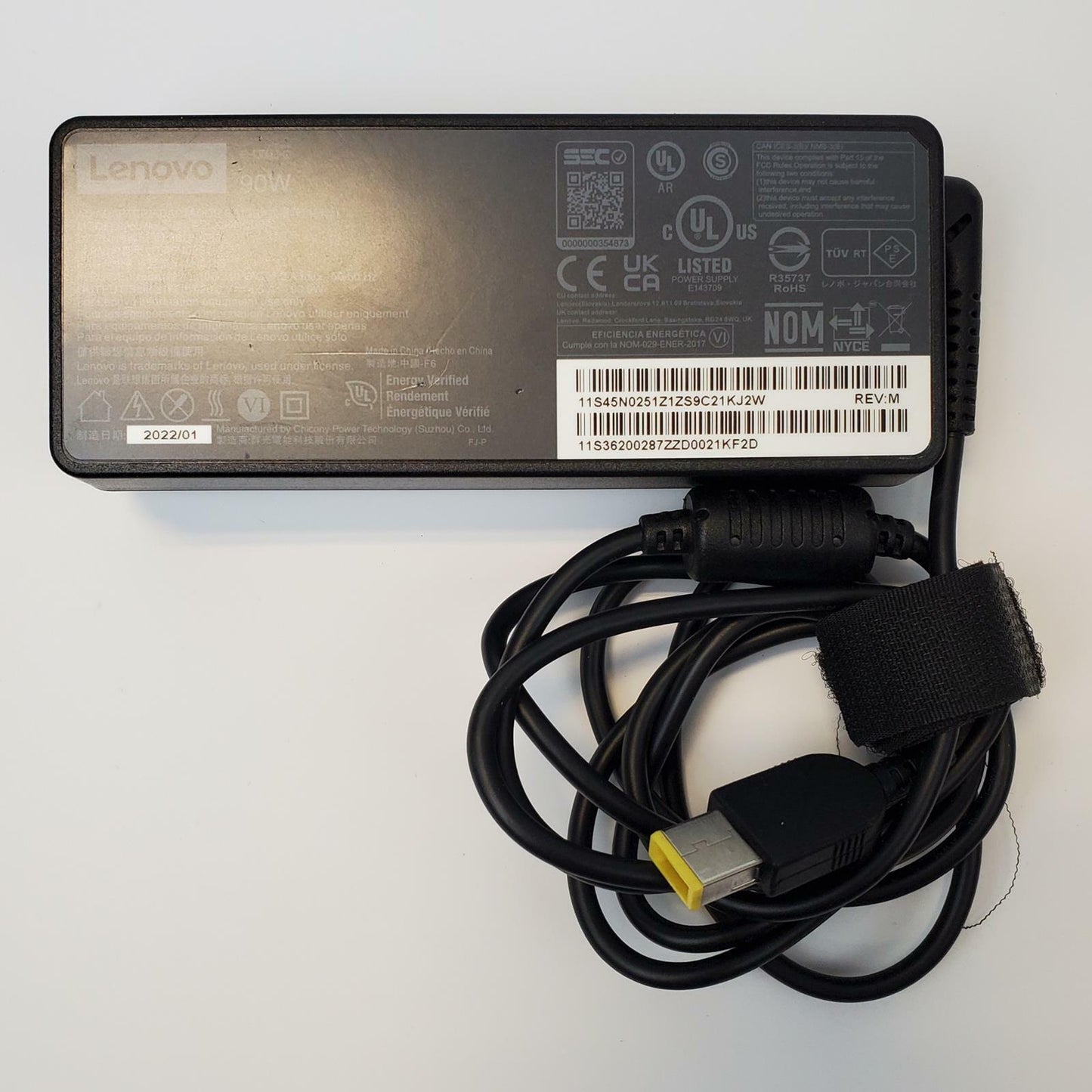 Lenovo LDA-KP ThinkPad Universal USB-C Dock Bundle | Grade B | 3103