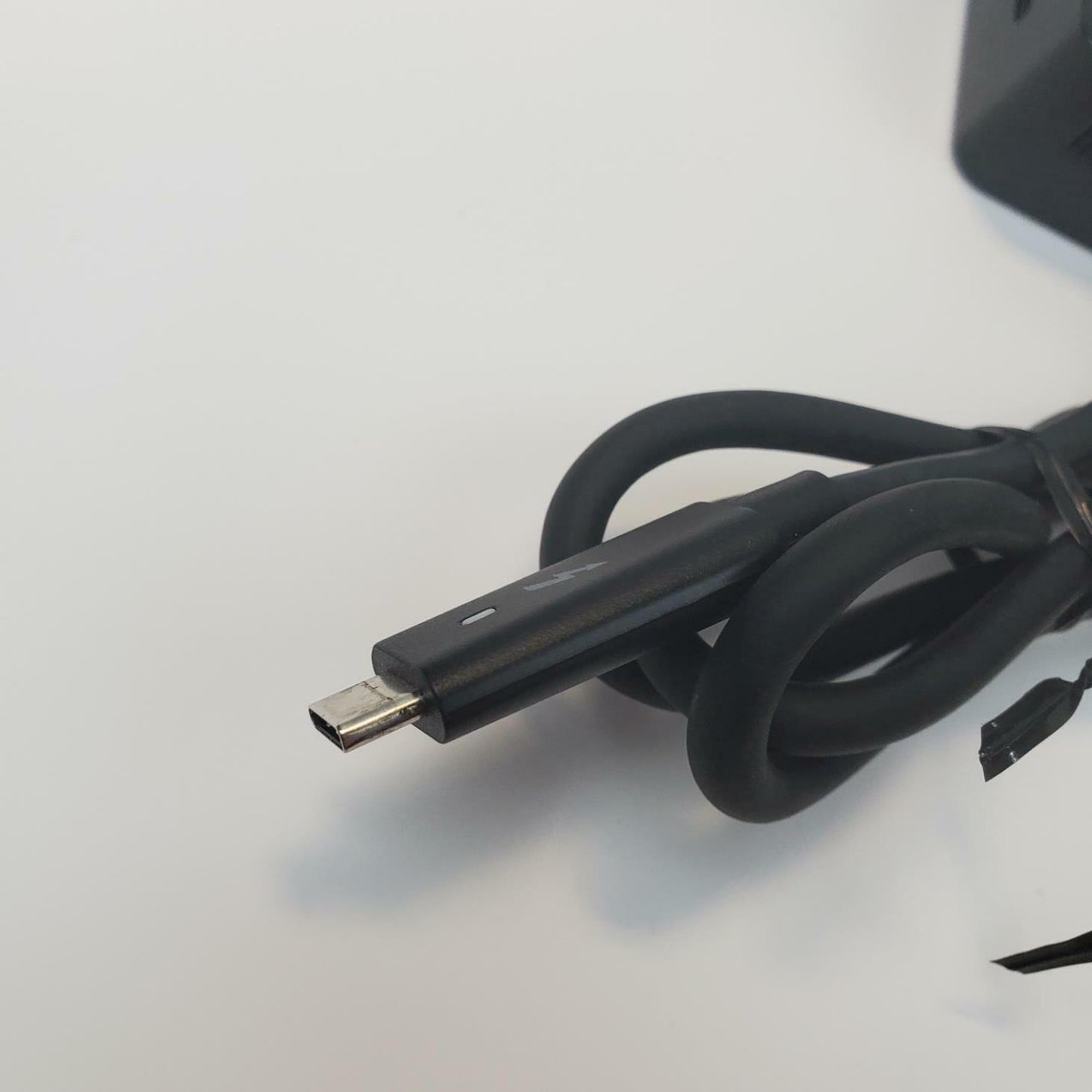 Dell WD19TB Thunderbolt Docking Station Bundle | Grade B