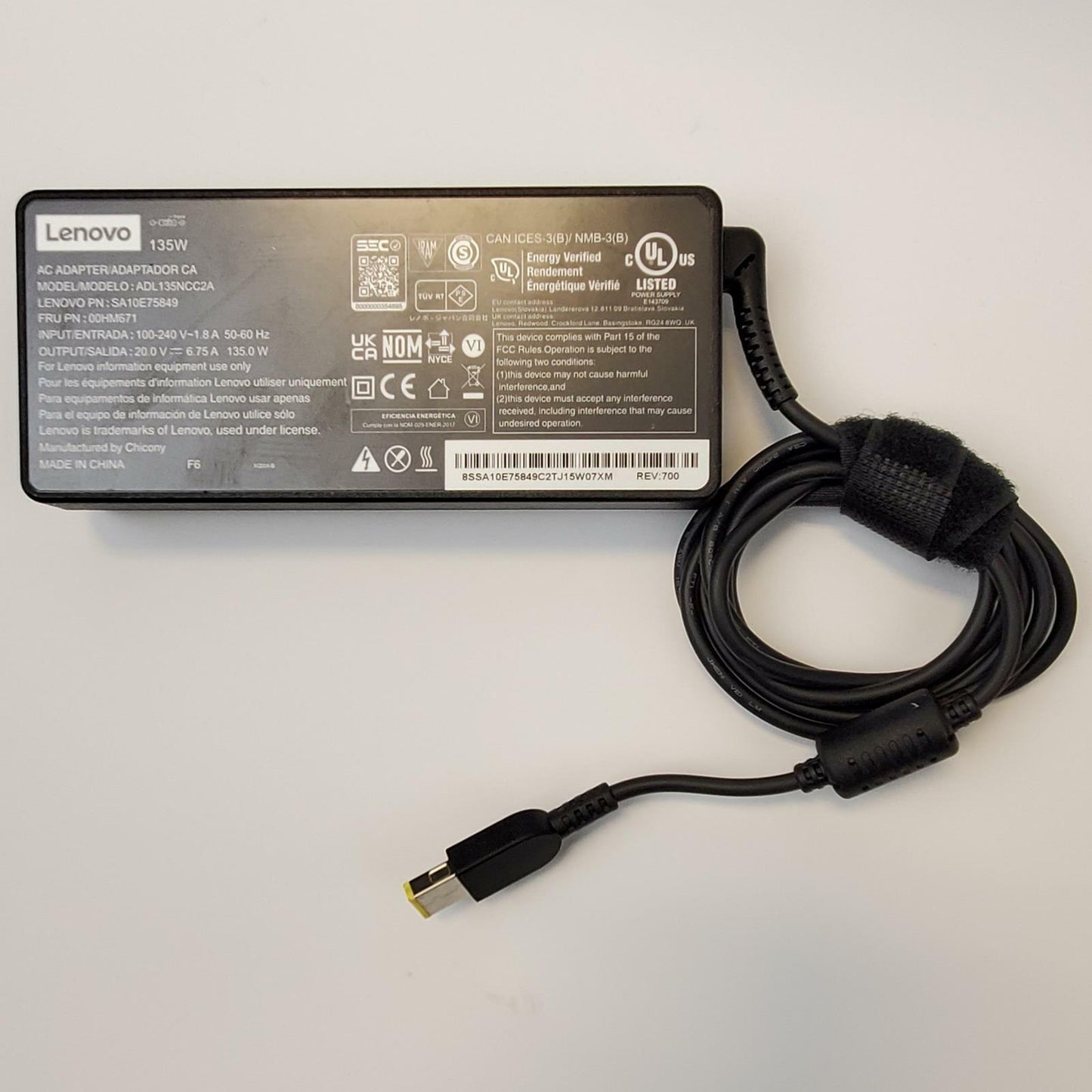 Lenovo DBB9003L1 ThinkPad Thunderbolt 3 Dock Bundle | Grade B