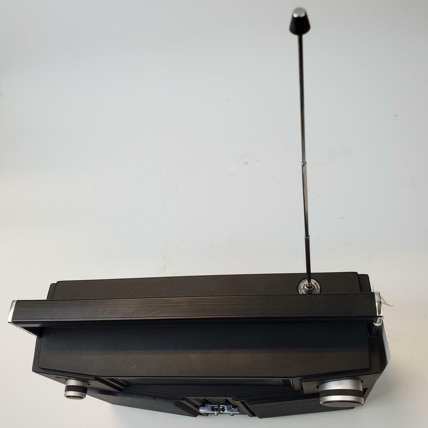 Realistic 12-654 AM/FM Stereo Radio | Grade B