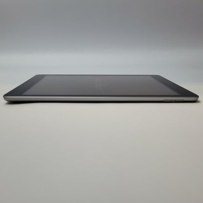 APPLE IPAD 5 MP2F2LL/A 32GB WiFi Tablet SPACE GRAY | Grade C
