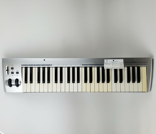 M-Audio KeyStudio USB MIDI Keyboard | Grade D