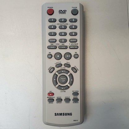 SAMSUNG DVD-V5500 VCR/DVD Player w/ Remote | Grade B