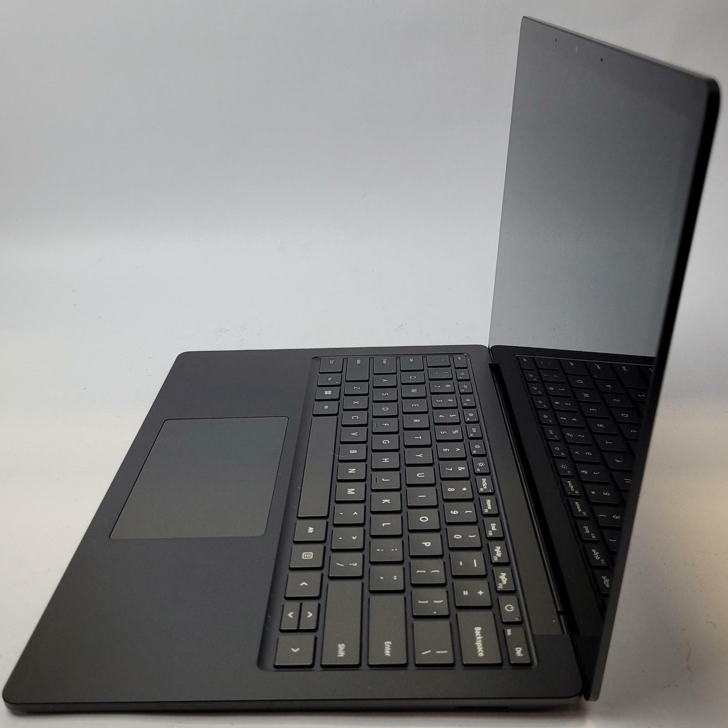 MICROSOFT 1951 Windows 11 Home I7-1265U 16GB RAM 256GB NVME | Grade B