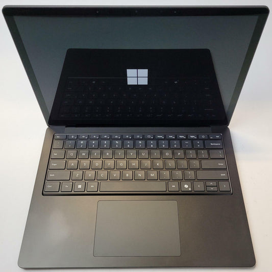 MICROSOFT 2033 Windows 11 Home Ultra 7 165H 32GB RAM 256GB NVME | Grade B