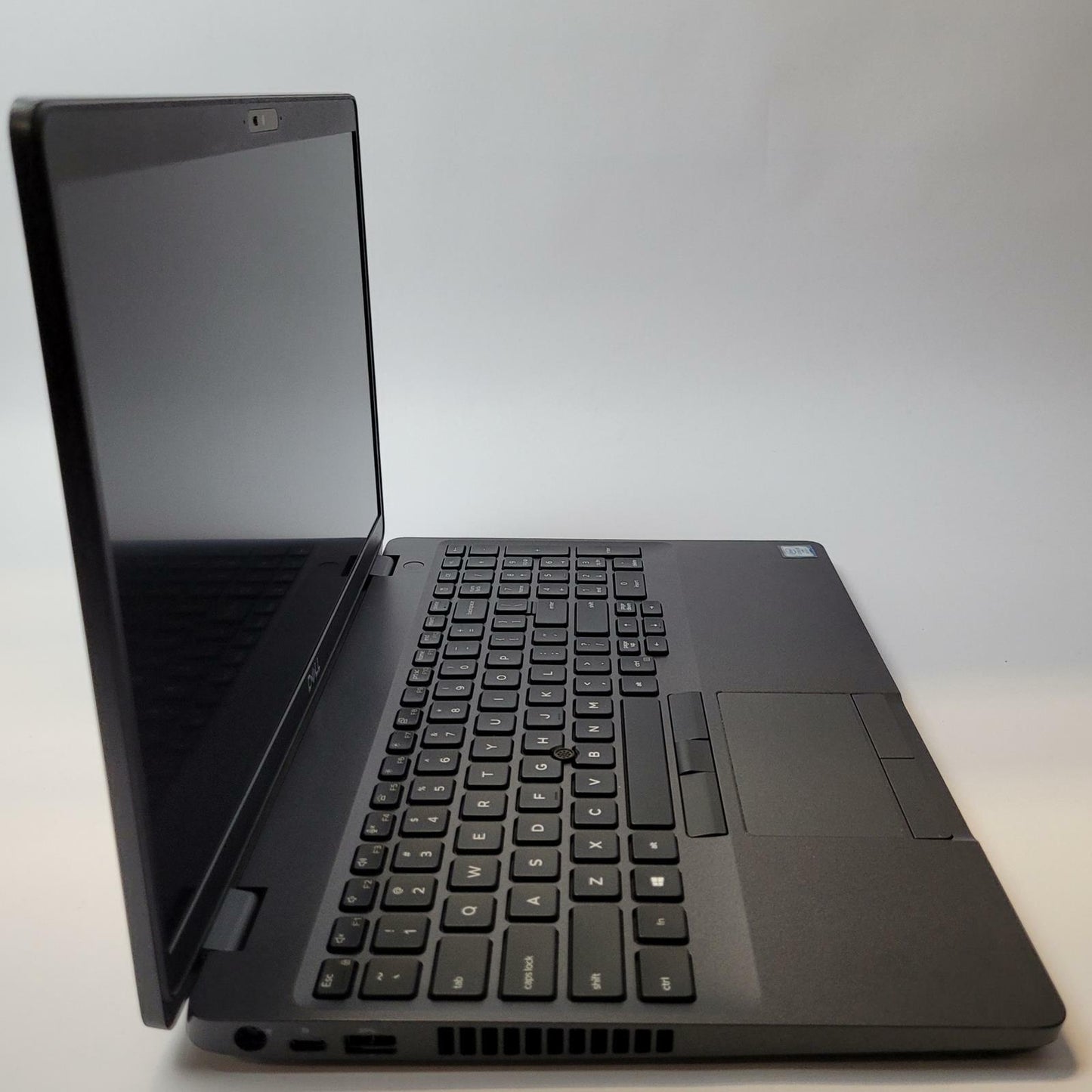 DELL LATITUDE 5500 Windows 11 Home i5-8365U 16GB RAM 256GB NVME | Grade C