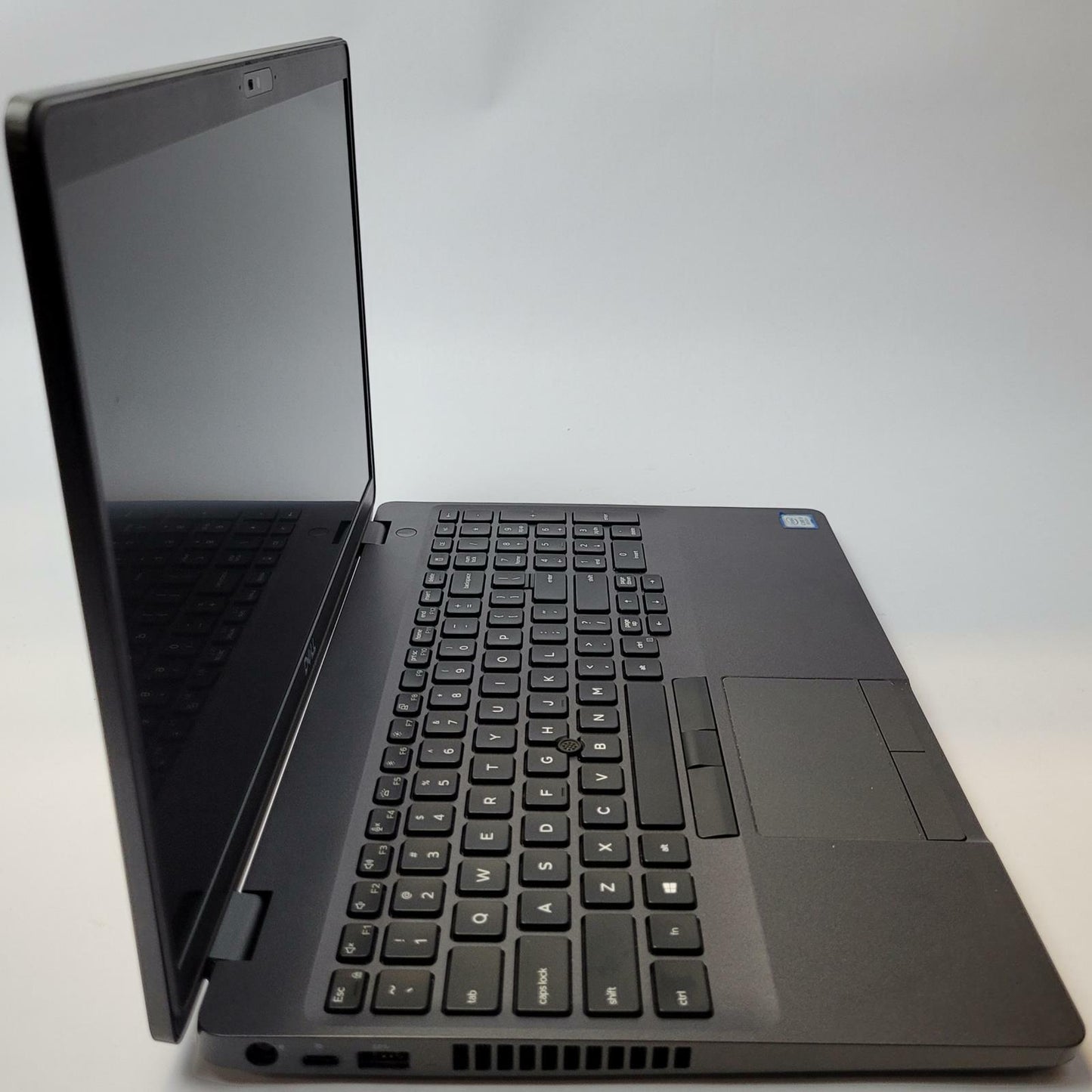 DELL LATITUDE 5500 Win 11 Home i5-8265U 16GB RAM 256GB NVME | Grade B | 9943