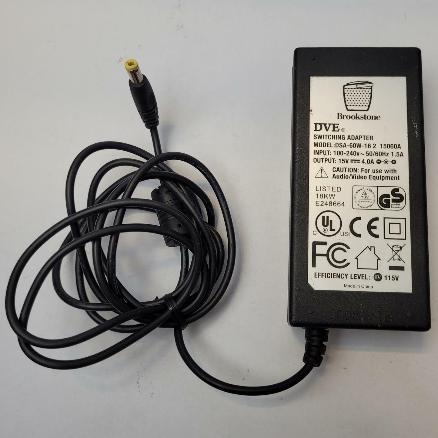 MONTGOMERY WARD JSA12120 Portable TV | Grade B