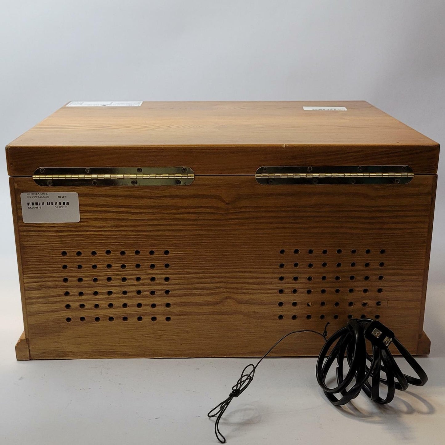 Detrola KM837 Turntable, Radio, CD, Cassette Player | Grade B