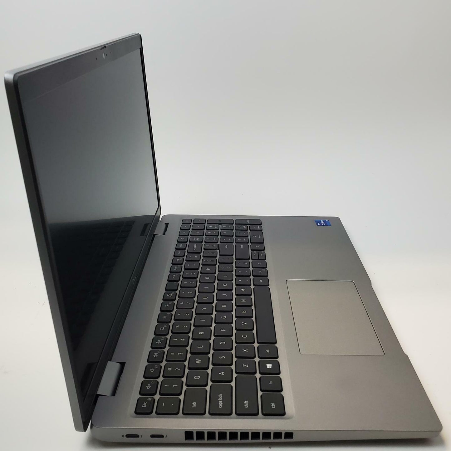 DELL LATITUDE 5520 Win 11 Home I7-1165G7 32GB RAM 1TB NVME | Grade B | 7370