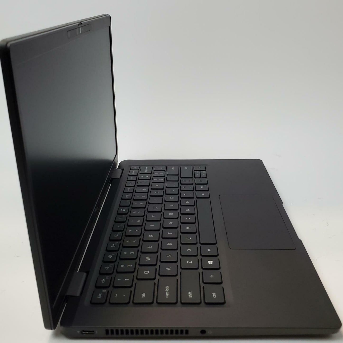 DELL LATITUDE 7320 Win 11 Home I5-1145G7 8GB RAM 256GB NVME | Grade C