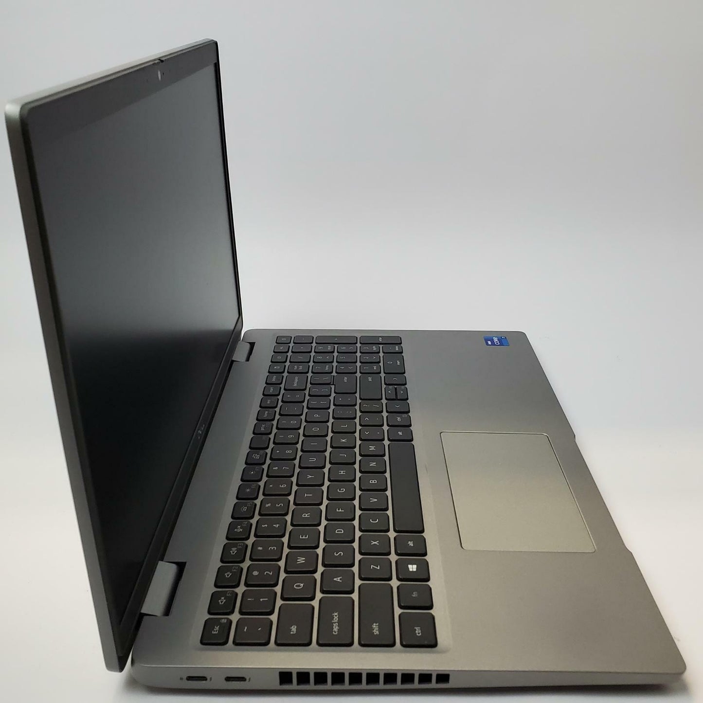 DELL LATITUDE 5520 Win 11 Home I7-1165G7 16GB RAM 512GB NVME | Grade C | 7643