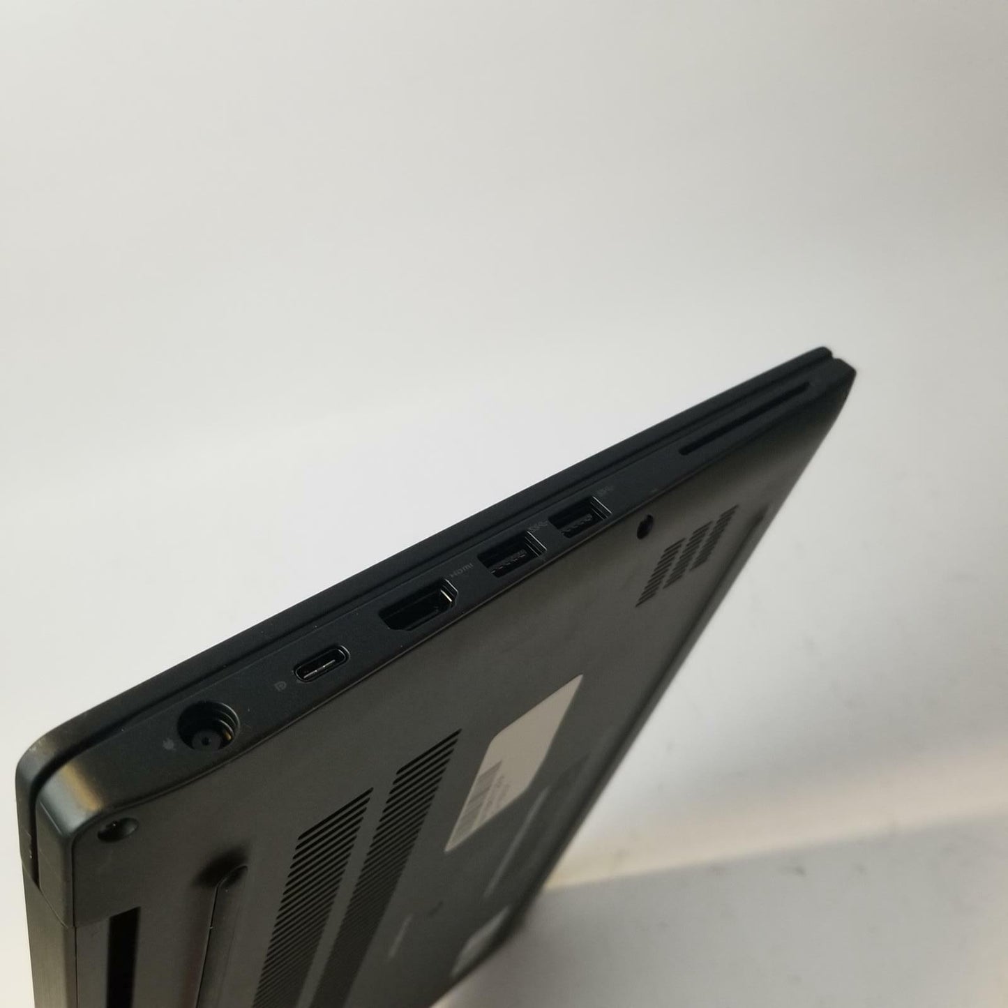 DELL LATITUDE 7490 Windows 11 Home I5-8350U 16GB RAM 256GB M.2 | Grade B