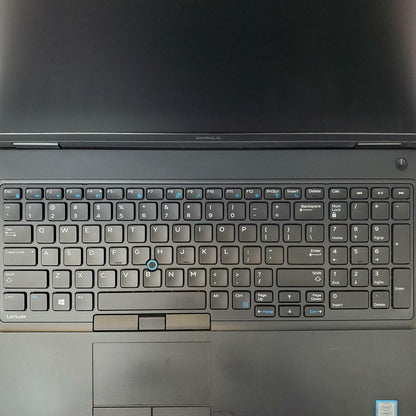 DELL LATITUDE 5580 Manjaro Linux I7-7820HQ 16GB RAM 128GB M.2 | Grade B | 9057