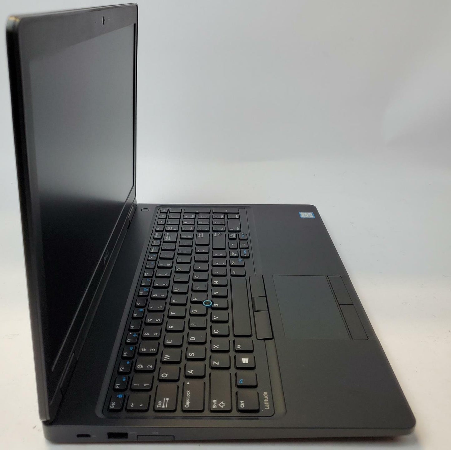 DELL LATITUDE 5580 Manjaro Linux I7-7820HQ 16GB RAM 128GB M.2 | Grade B | 9057