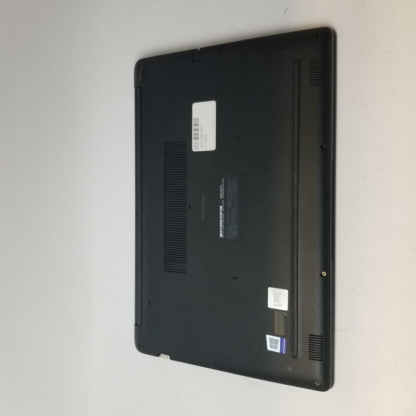 DELL LATITUDE 3500 Windows 11 Home i5-8265U 16GB RAM 256GB M.2 | Grade B