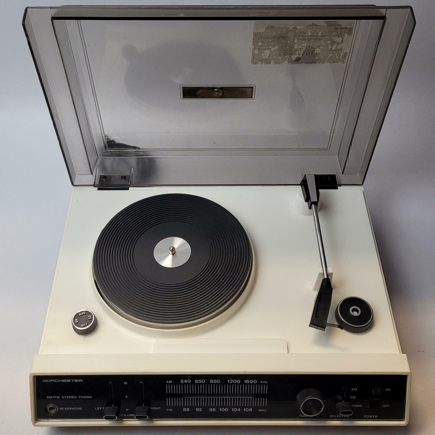 DORCHESTER RRP-100 AM/FM Radio Stereo Phonograph | Grade B