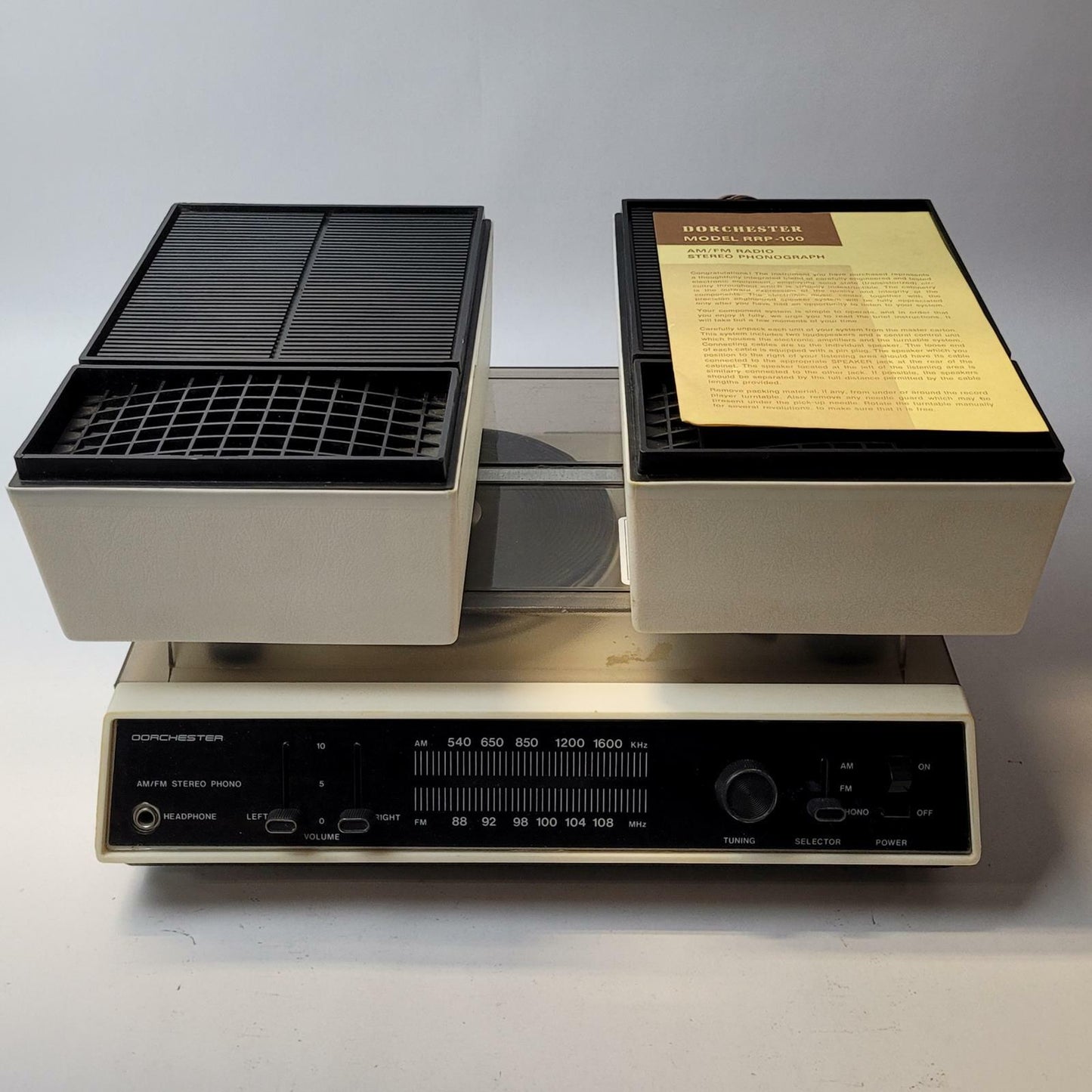 DORCHESTER RRP-100 AM/FM Radio Stereo Phonograph | Grade B