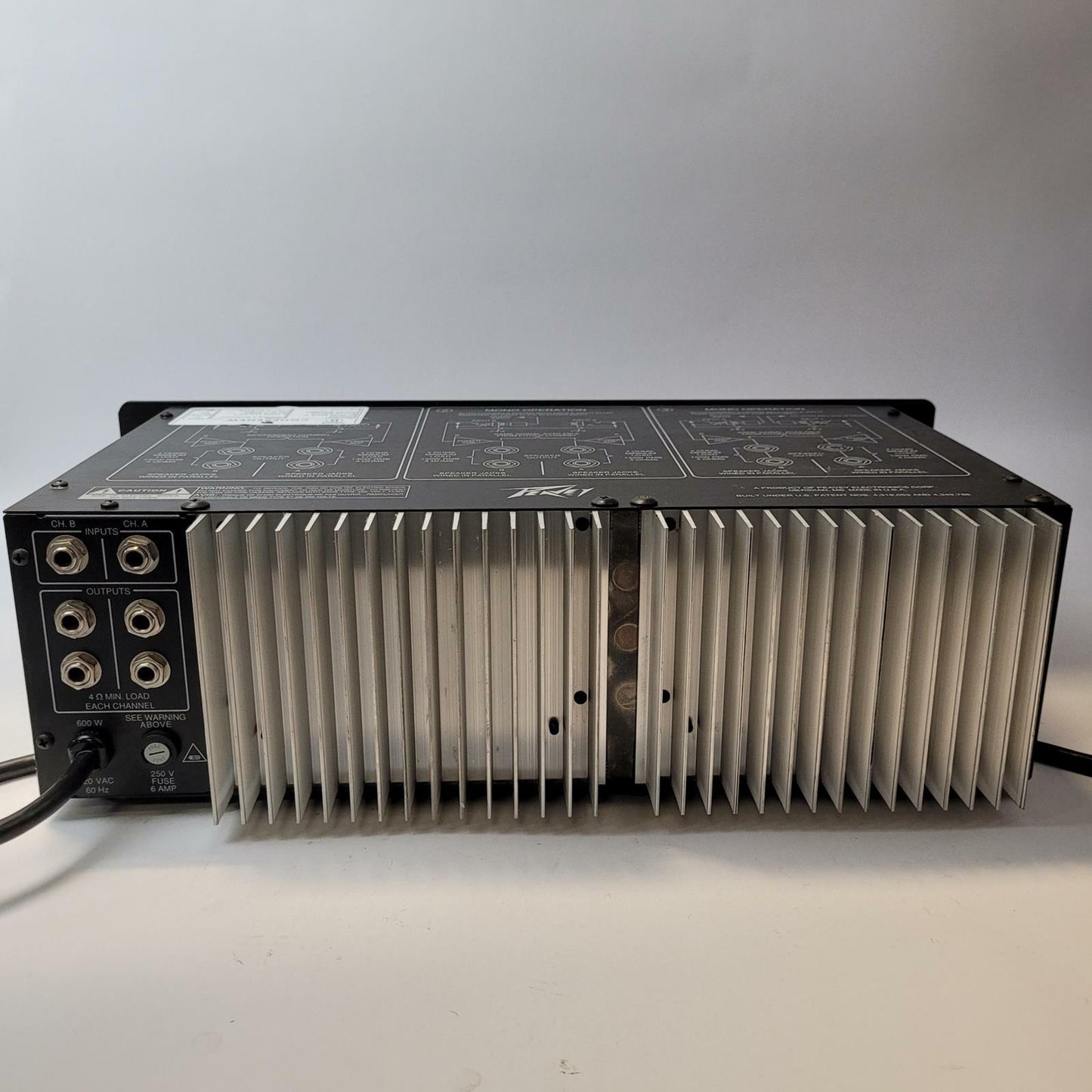 PEAVEY M-2600 MARK V SERIES Stereo Power Amplifier | Grade B