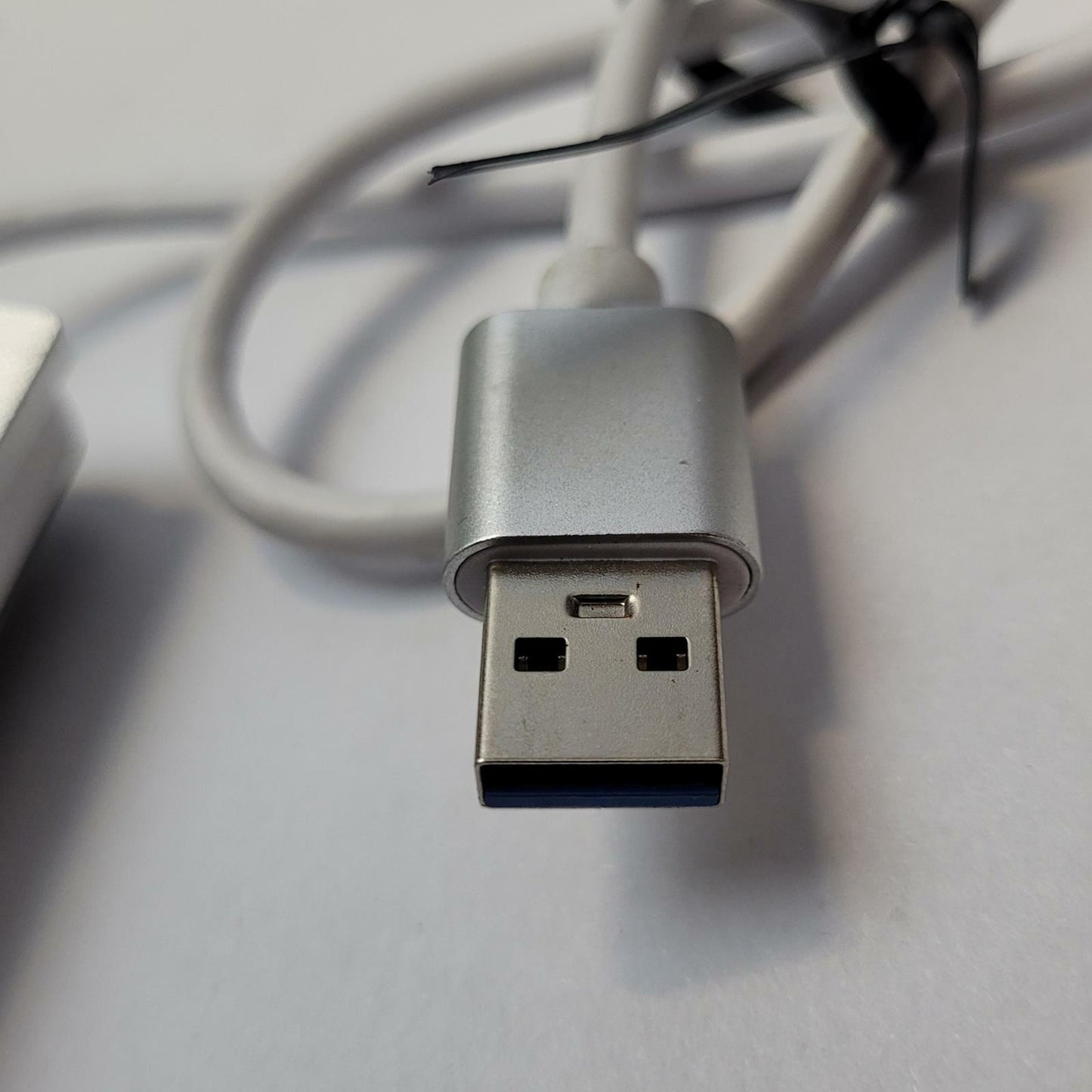 SABRENT USB 3.0 3 PORT HUB AND CARD READER | Grade A