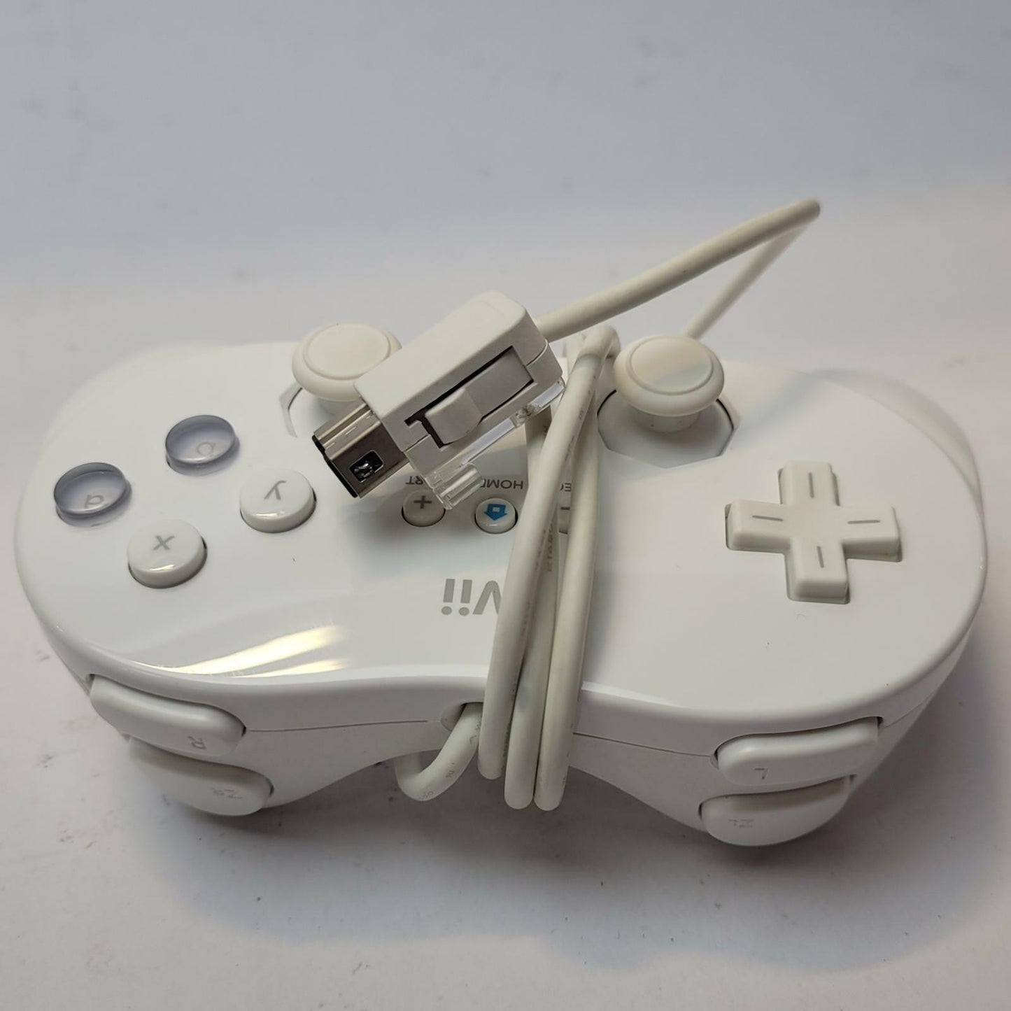 NINTENDO RVL-005 Wii Pro Controller (White) | Grade B