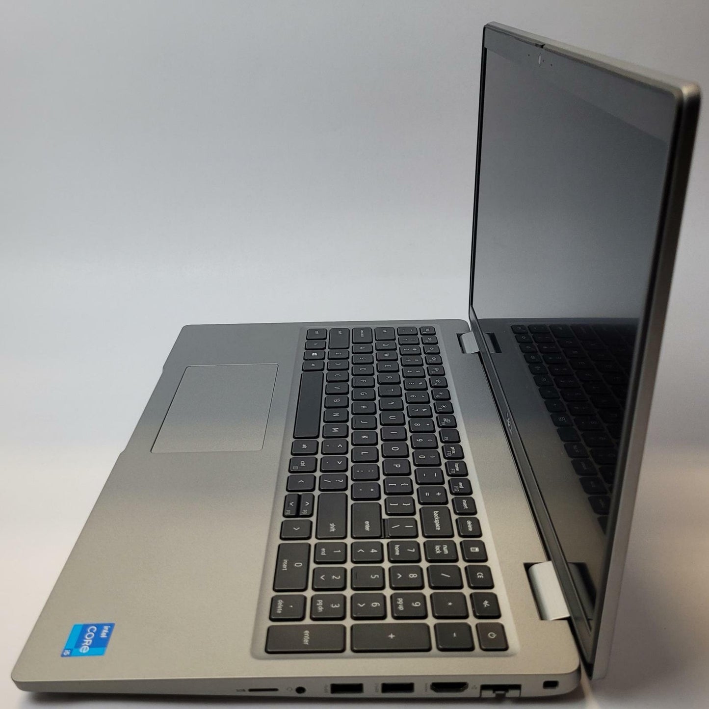 DELL LATITUDE 5520 Windows 11 Home I5-1135G7 16GB RAM 256GB NVME | Grade B