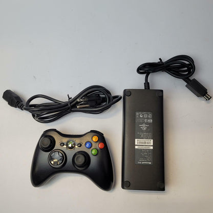 Microsoft Xbox 360 S 1439 4GB Console Bundle (Black) | Grade B