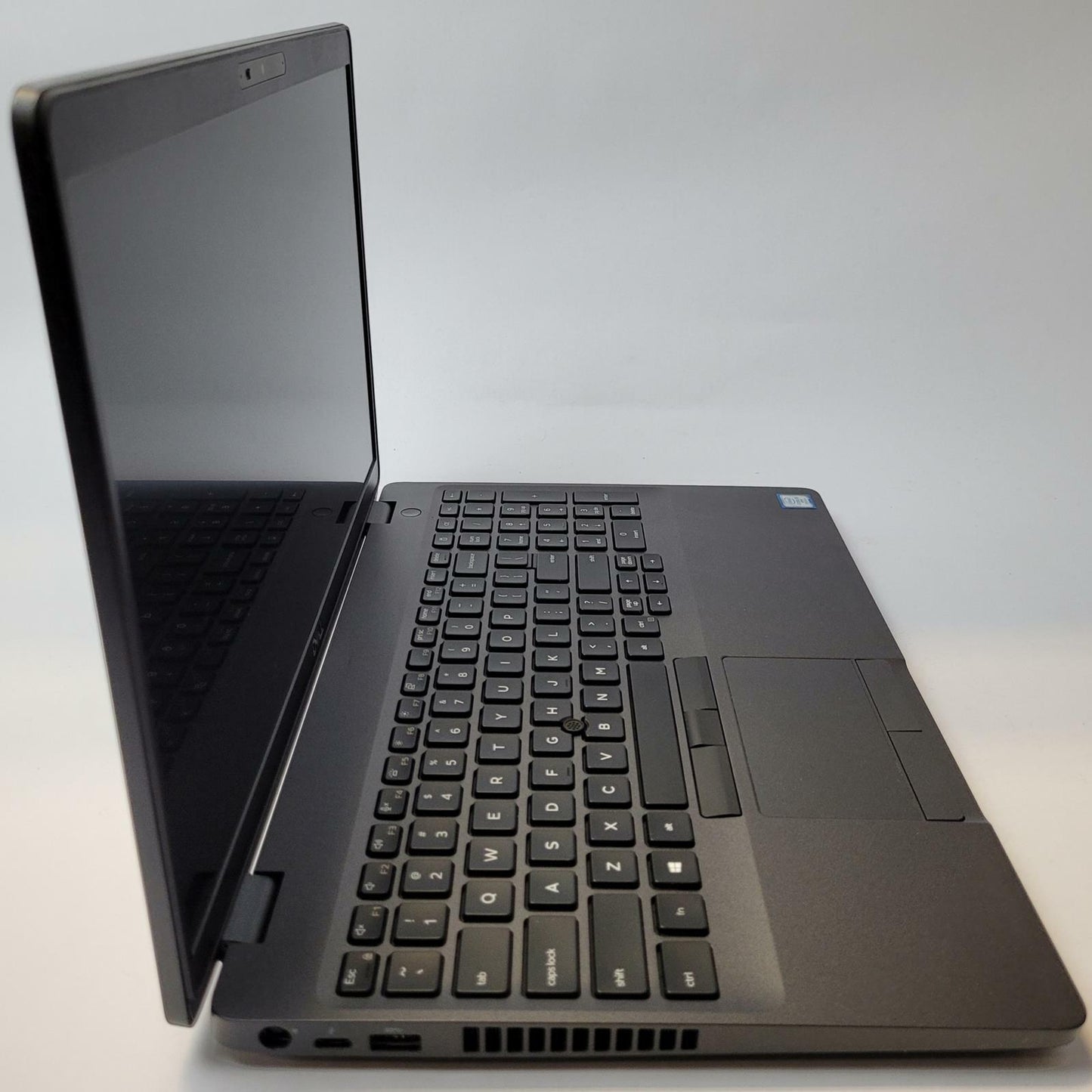 DELL PRECISION 3541 Win 11 I5-9400H 16GB RAM 256GB NVME 4GB GPU | Grade B