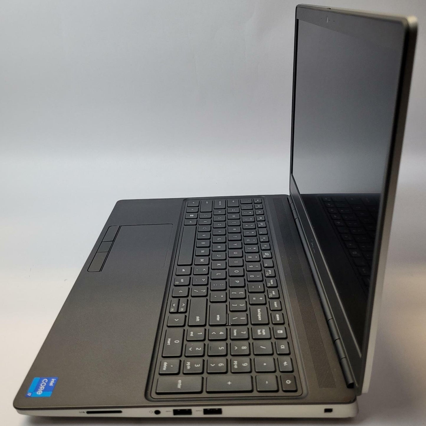DELL PRECISION 7560 Windows 11 Home i7-11850H 32GB RAM 1TB NVME | Grade B