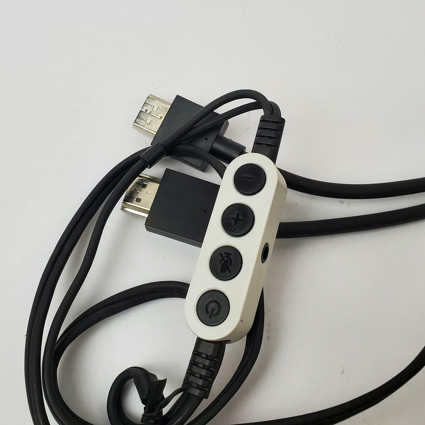 SONY CUH-ZVR1 PlayStation 4 Virtual VR Headset Bundle | Grade C