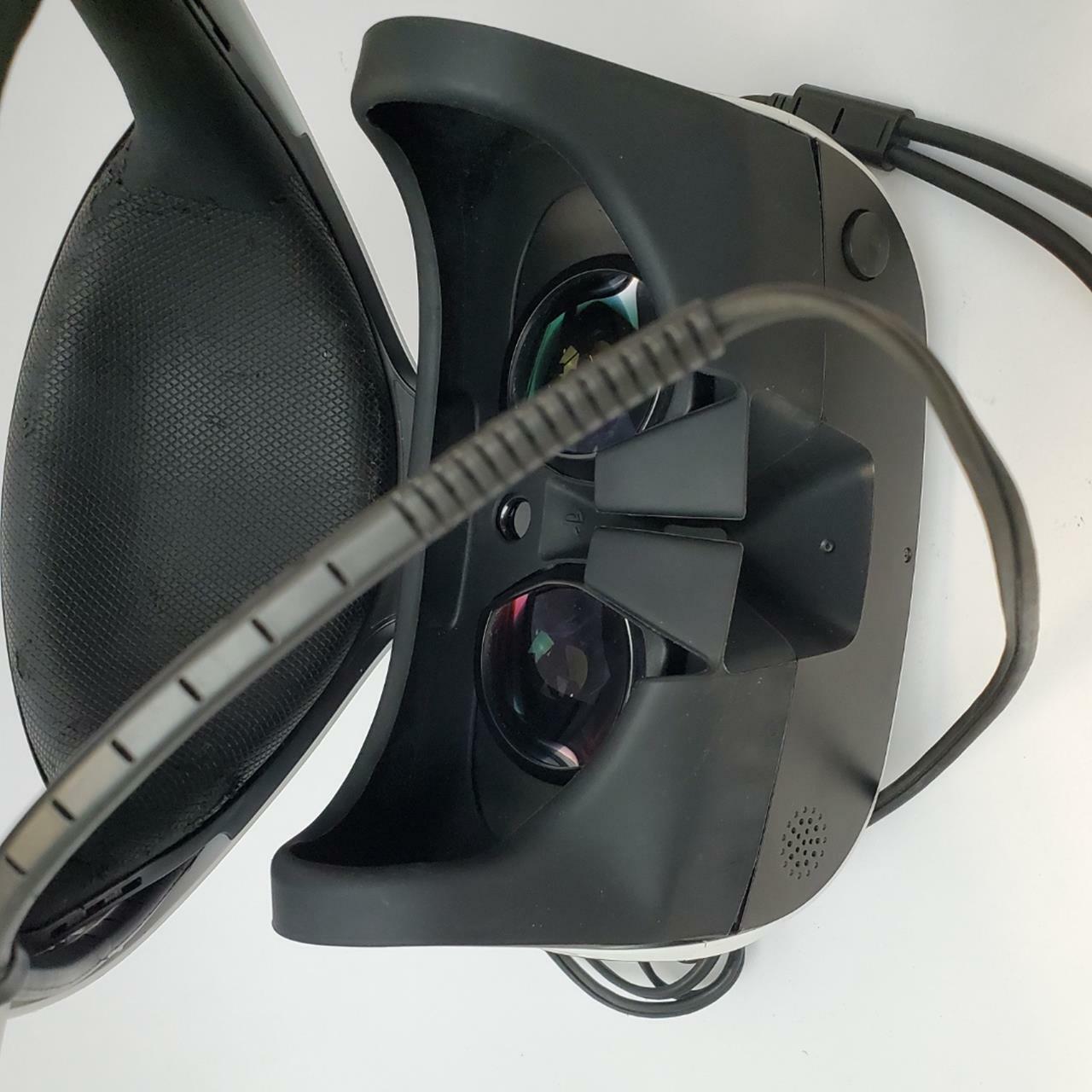 SONY CUH-ZVR1 PlayStation 4 Virtual VR Headset Bundle | Grade C