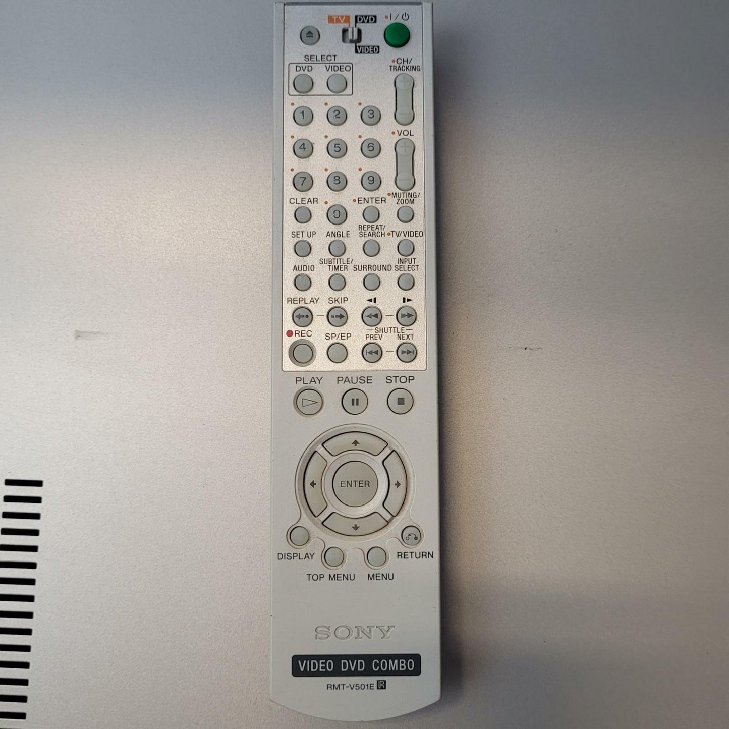 SONY SLV-D300P VCR/DVD Player + Remote | Grade B