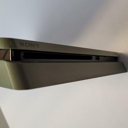 Sony PlayStation 4 Slim CUH-2115B 1TB Console Basic Bundle | Grade B