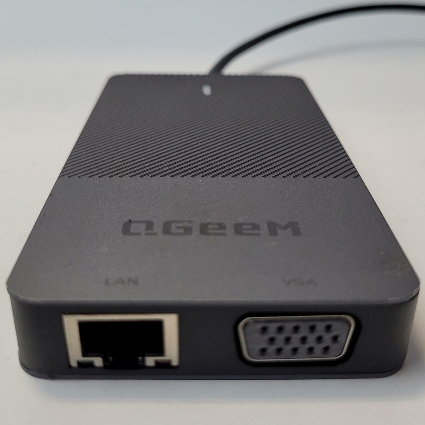 QGEEM D3908 Laptop Docking Station | Grade B