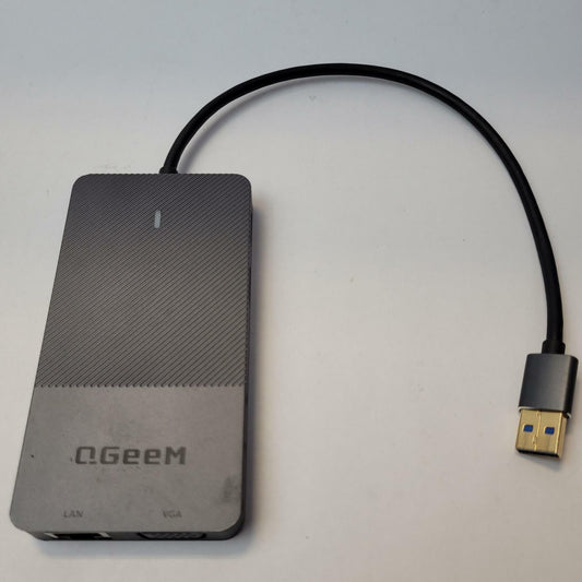 QGEEM D3908 Laptop Docking Station | Grade B