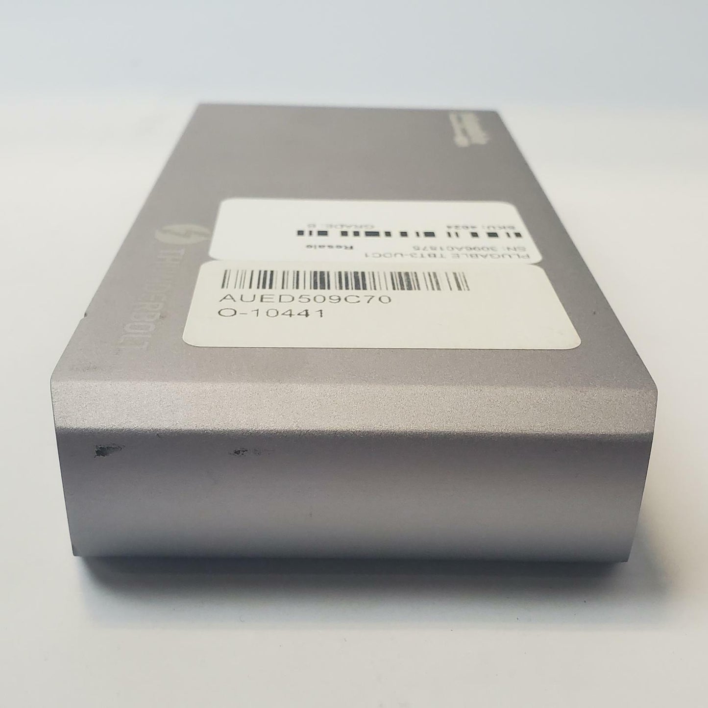 PLUGABLE TBT3-UDC1 Laptop Docking Station | Grade B