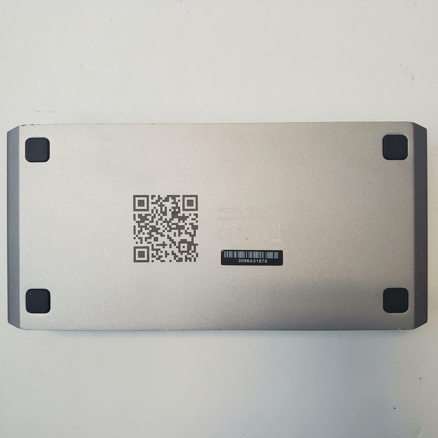 PLUGABLE TBT3-UDC1 Laptop Docking Station | Grade B