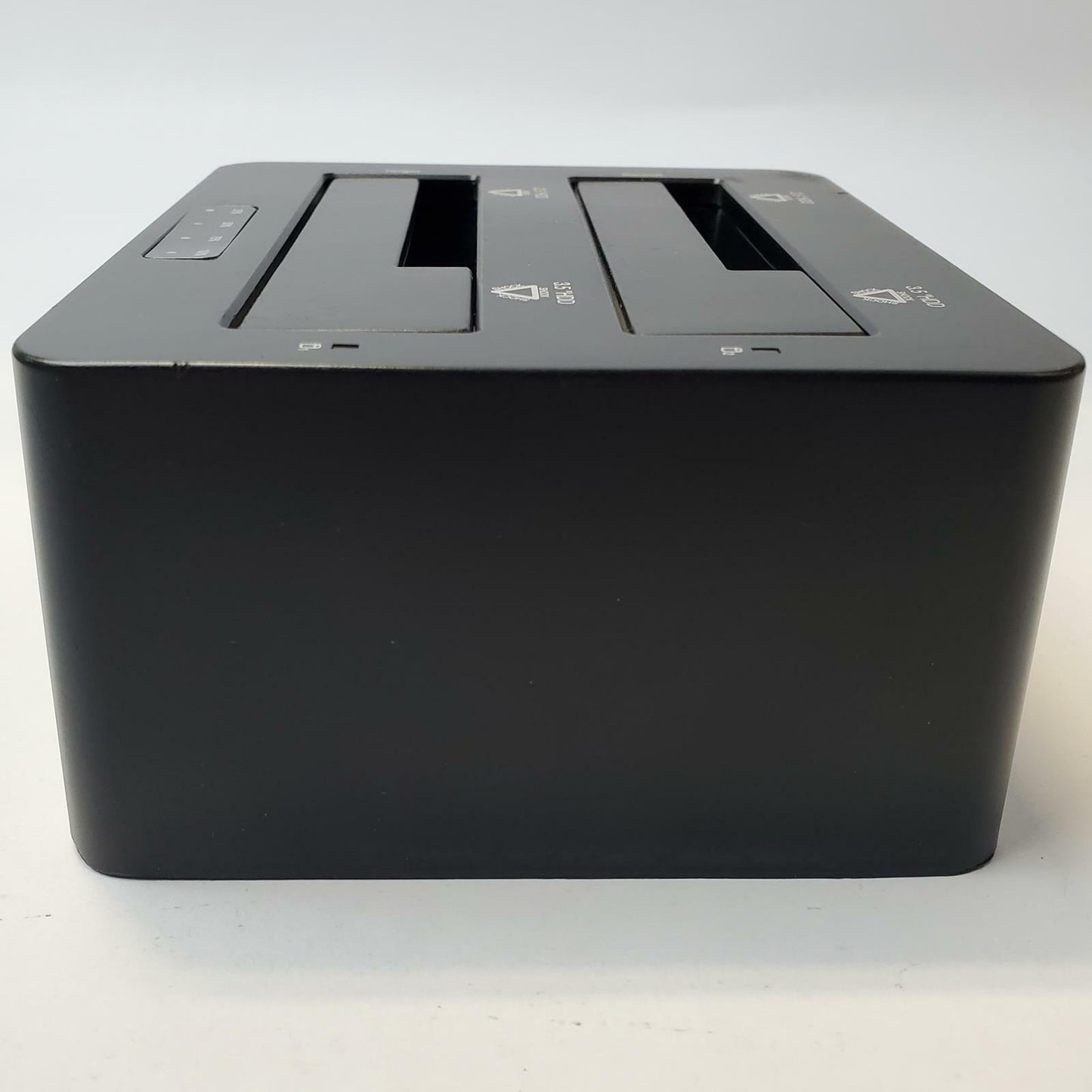 Orico SATA 2.5"/3.5" SSD/HDD Dock/Cloner | Grade B