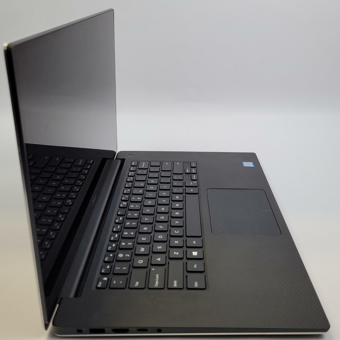 DELL PRECISION 5530 Windows 11 Home I7-8850H 16GB RAM 256GB M.2 | Grade B