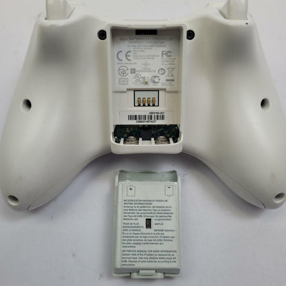 Microsoft Xbox 360 Model 1403 Wireless Controller (White) | Grade B | 10724