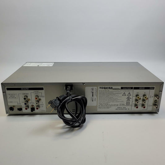 TOSHIBA SD-V392SU VCR/DVD Player w/ Remote | Grade B