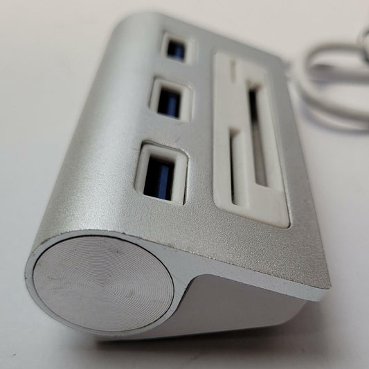 SABRENT USB 3.0 3 PORT HUB AND CARD READER | Grade A