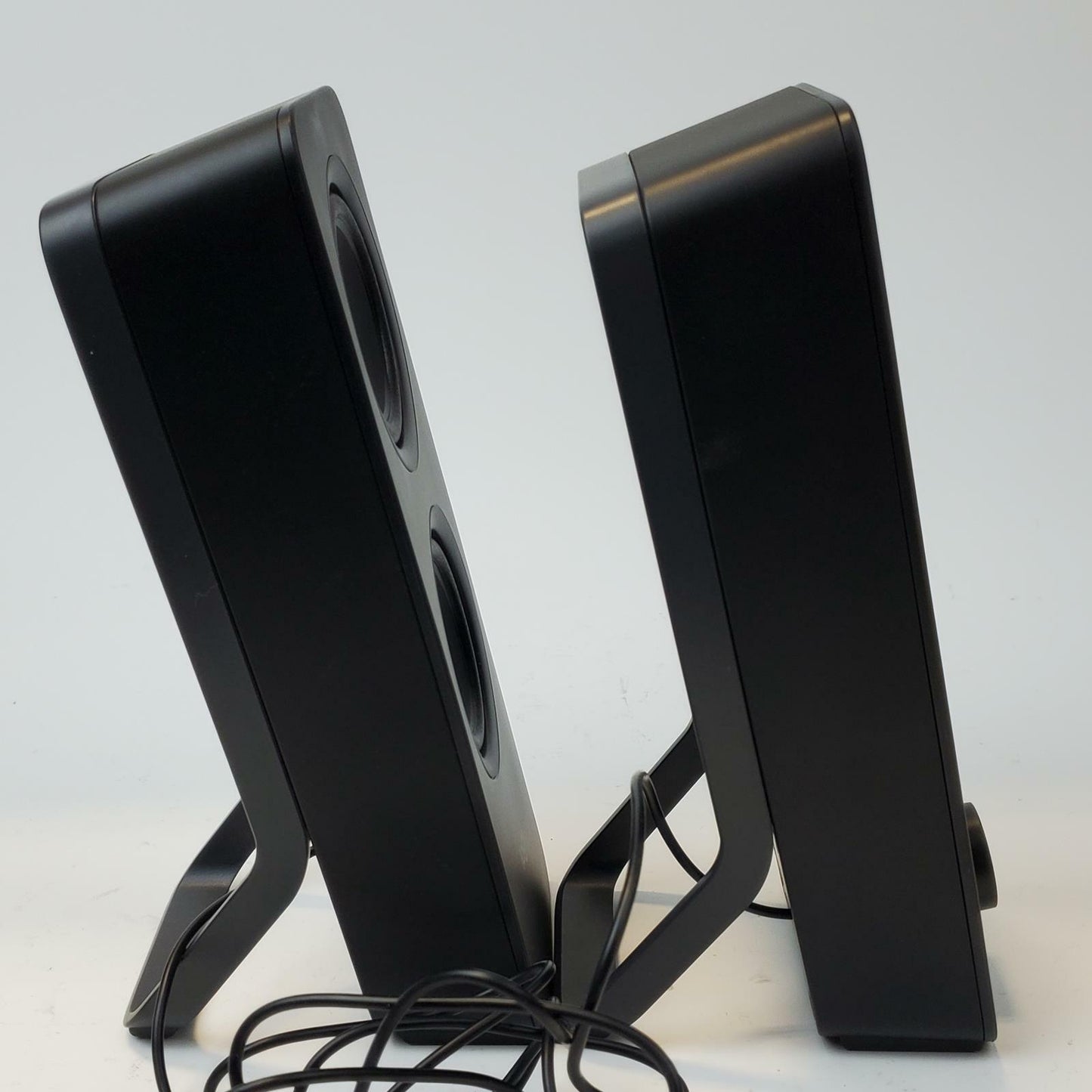 Logitech Z207 2.0 10W Bluetooth Stereo Speaker Pair | Grade B