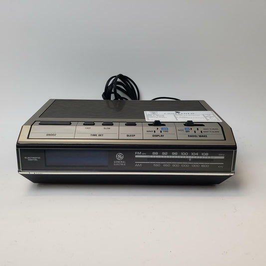 GE 7-4649B Alarm clock AM/FM Radio | Grade B
