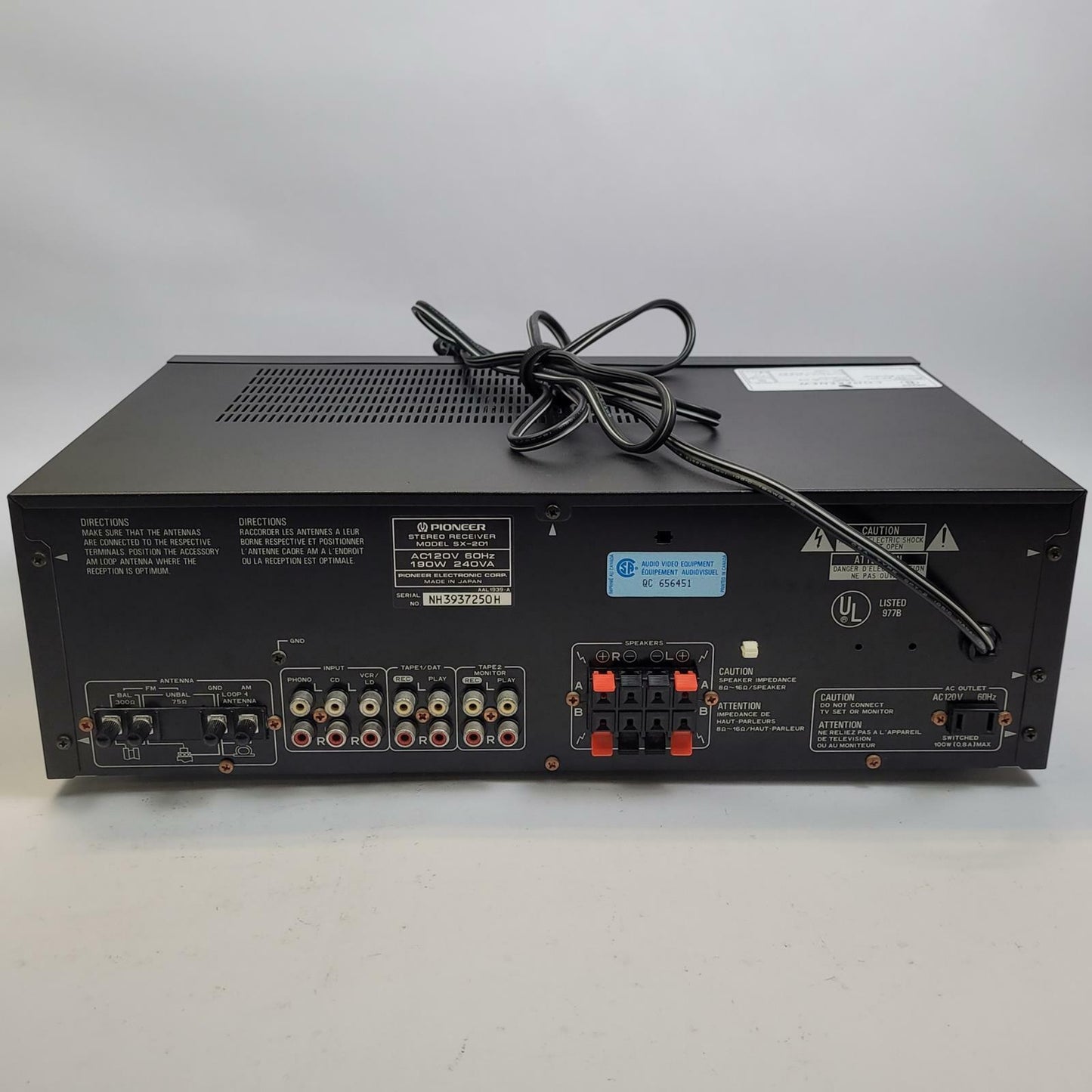 PIONEER SX-201 Stereo Receiver | Grade B