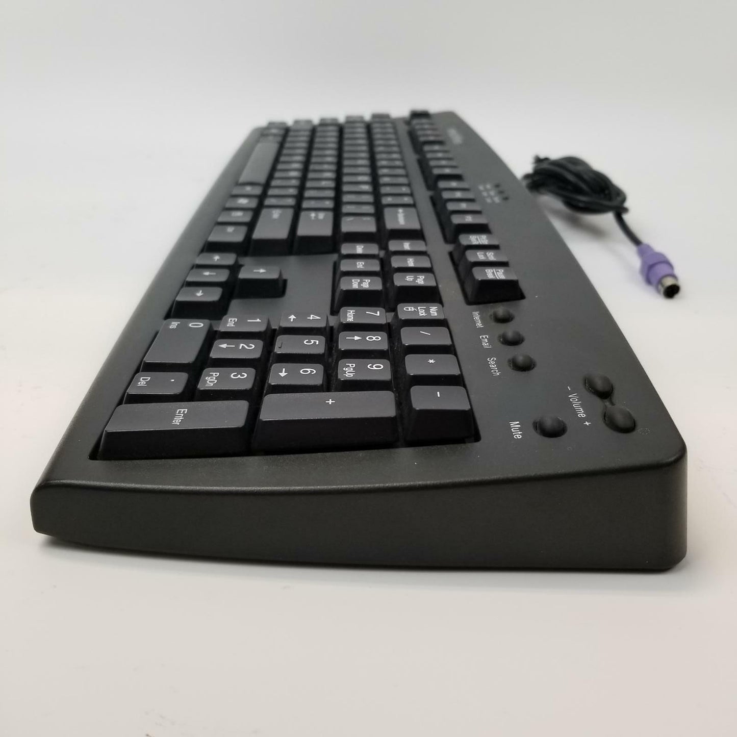 E-Machines KB-9908 PS/2 Wired Keyboard | Grade A